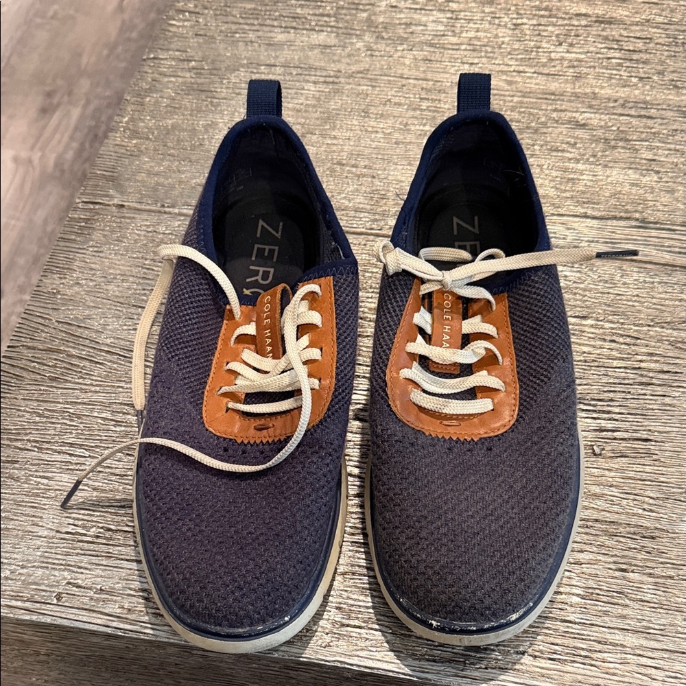 Men's Cole Haan Navy and Brown Casual Shoes. ZeroGrand size 8 men’s. No holes.
